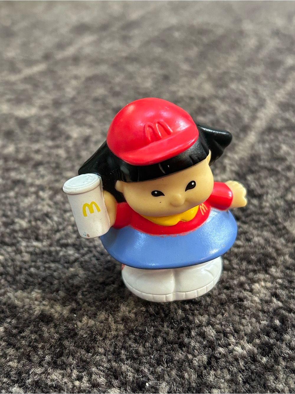 Fisher Price Little People McDonald’s Employee Girl Figure Red Hat Drink Cup